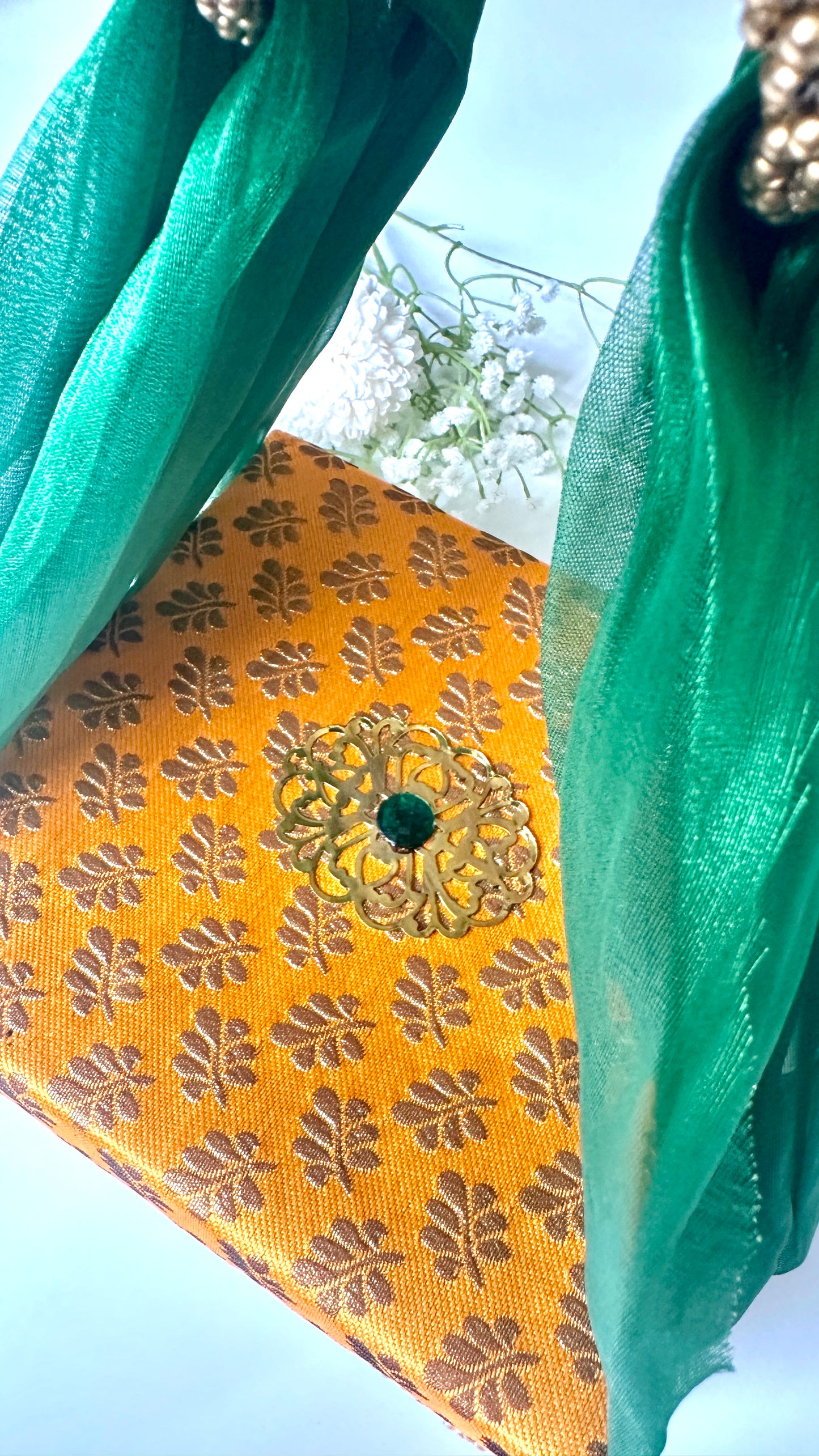Chunni Box