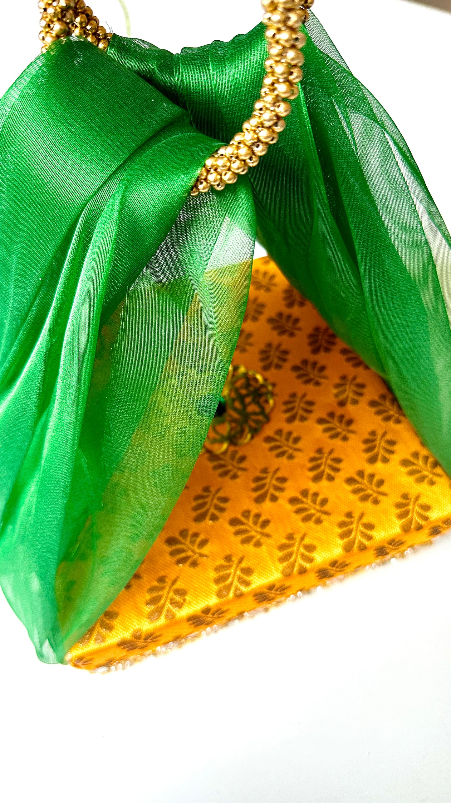 Chunni Box